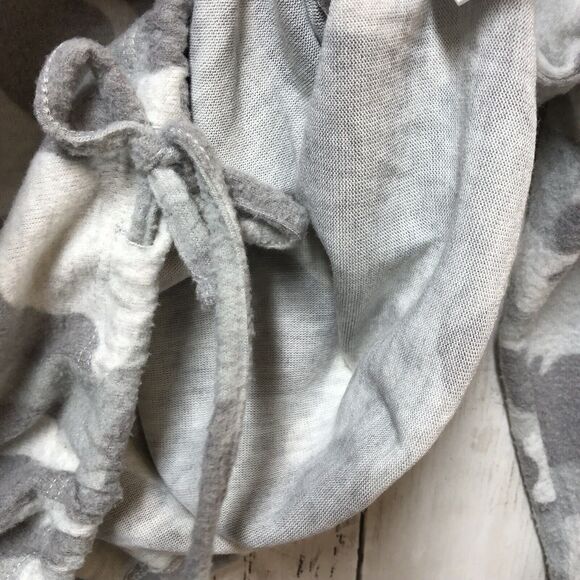 Gray‎ White Camouflage Print Drawstring Hem Pullover Sweatshirt Medium - Picture 9 of 12